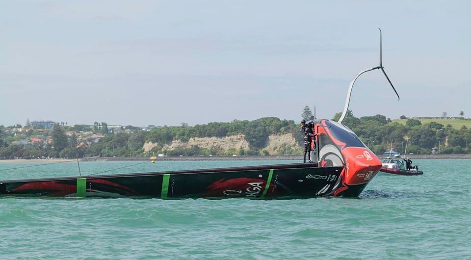 AC75Crash.00